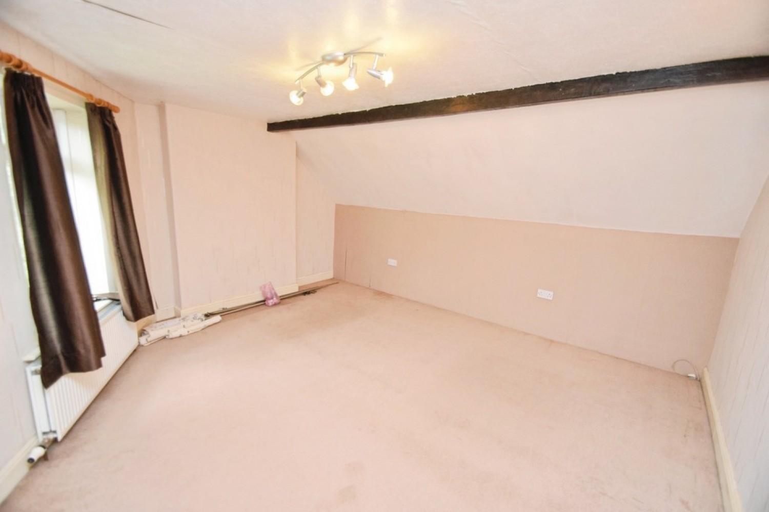 3 bedroom House for Sale Oakworth, Keighley, West Yorkshire