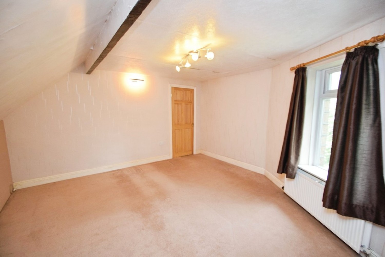 3 bedroom House for Sale Oakworth, Keighley, West Yorkshire