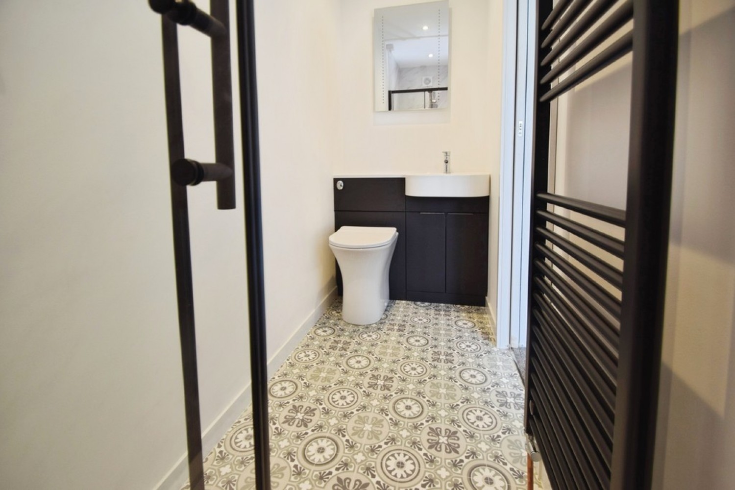 4 bedroom House for Sale Wrose, Bradford, West Yorkshire