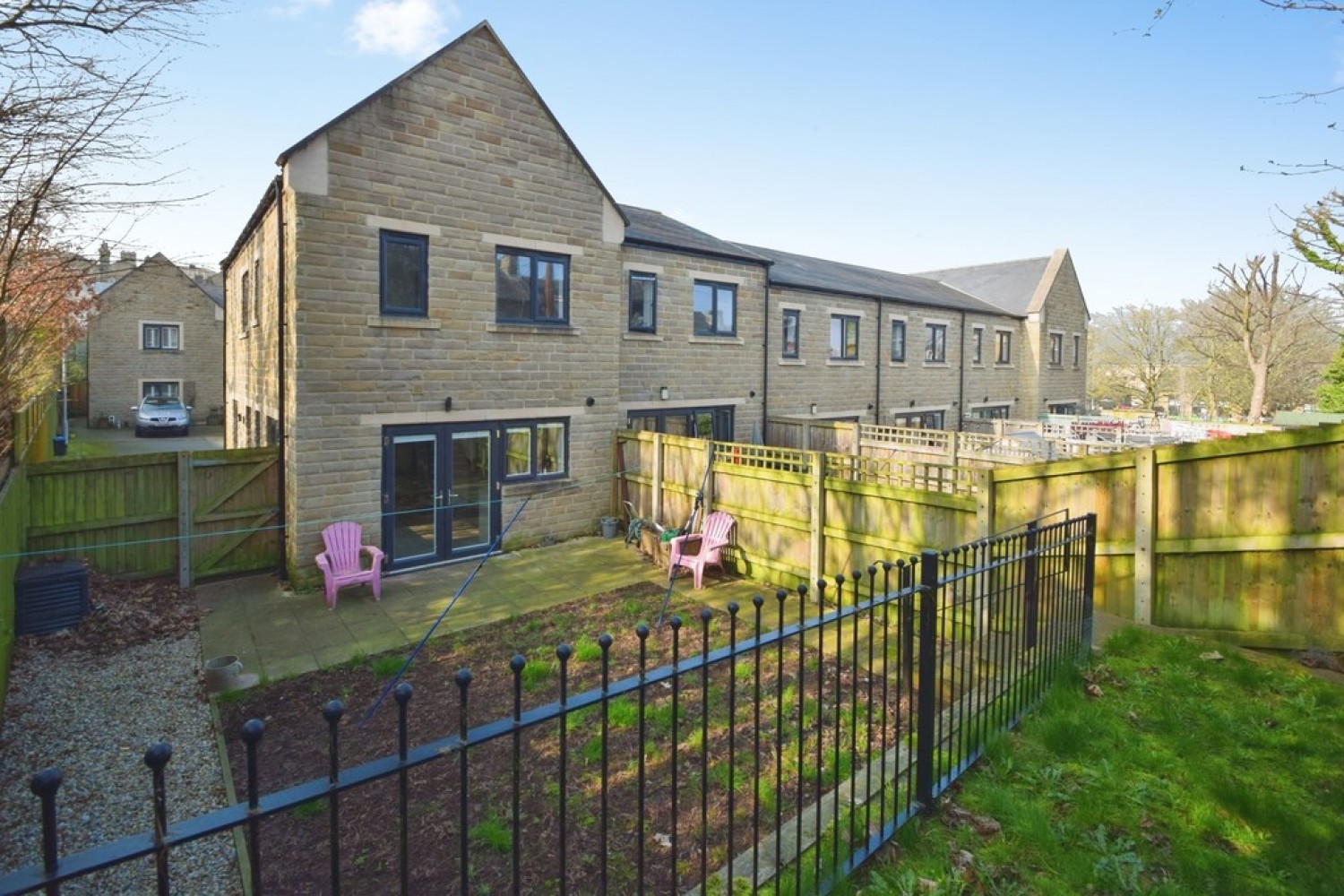 3 bedroom House for Sale Shipley, Bradford, West Yorkshire