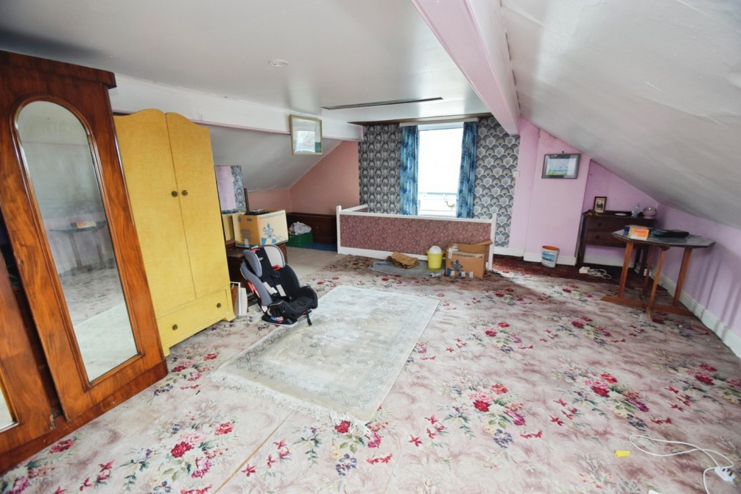 3 bedroom House for Sale Shipley, Bradford, West Yorkshire