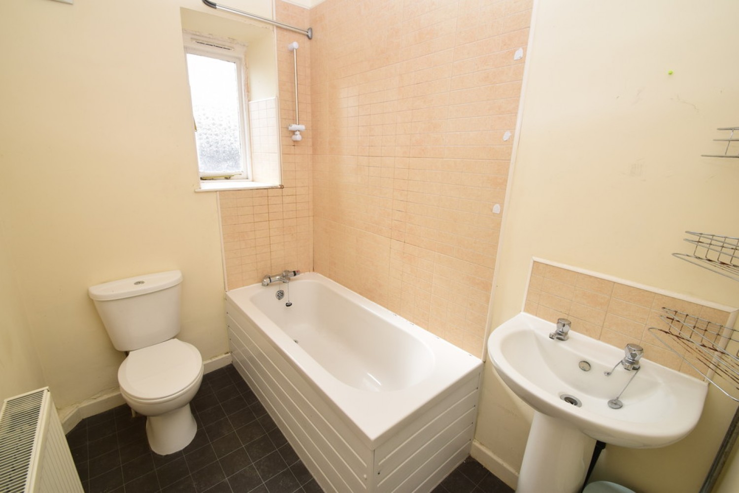 3 bedroom House for Sale Keighley, West Yorkshire