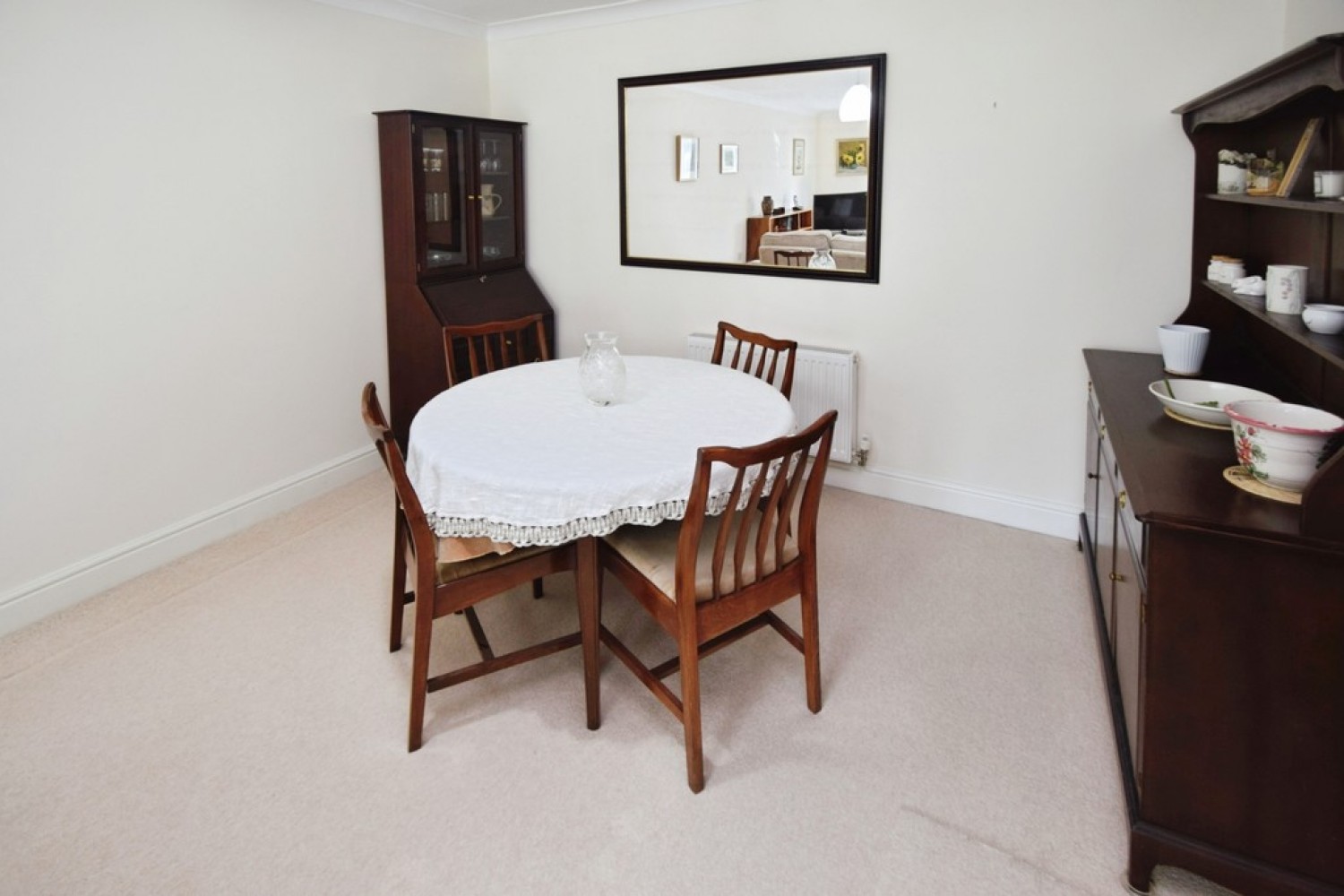 3 bedroom House for Sale Nabwood, Bradford, West Yorkshire