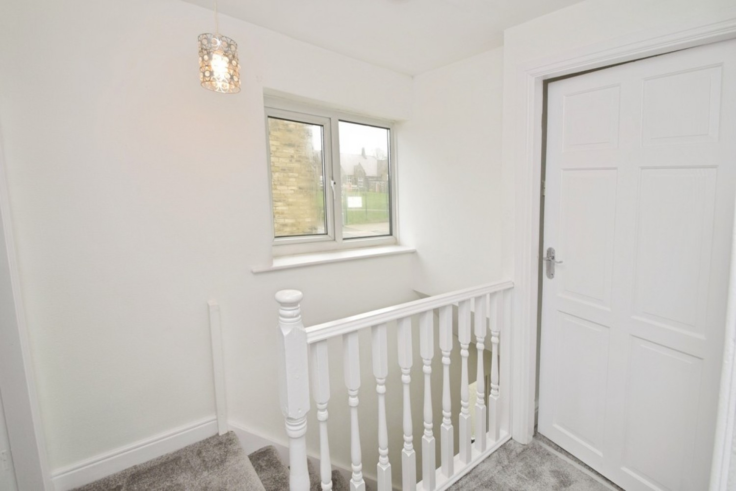 2 bedroom House for Sale Wilsden, Bradford, West Yorkshire