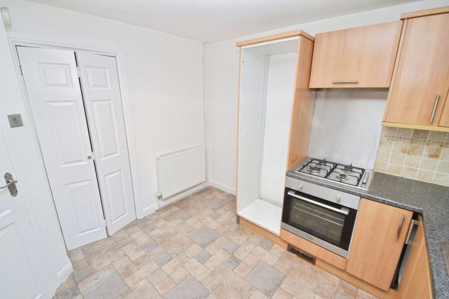 2 bedroom House for Sale Wilsden, Bradford, West Yorkshire