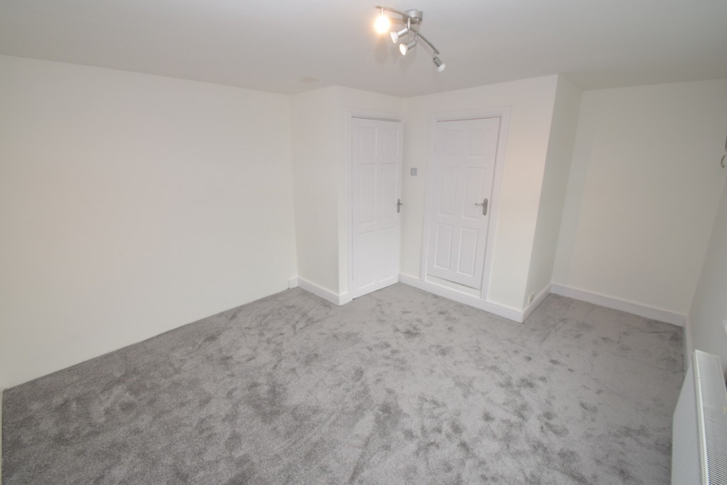 2 bedroom House for Sale Wilsden, Bradford, West Yorkshire