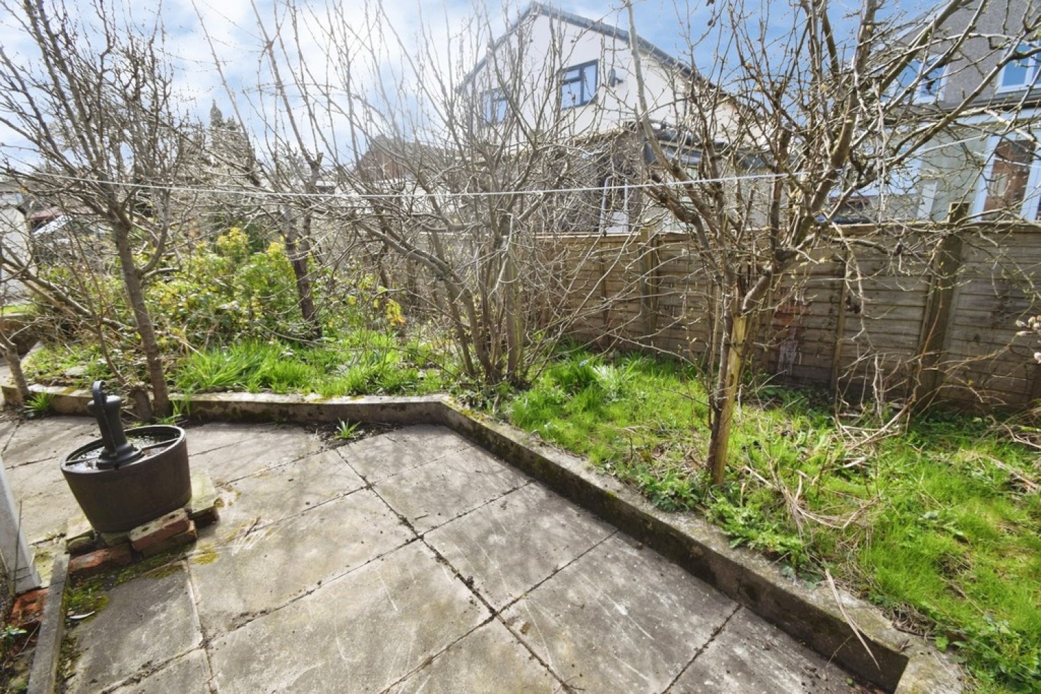 2 bedroom Bungalow for Sale Allerton, Bradford, West Yorkshire