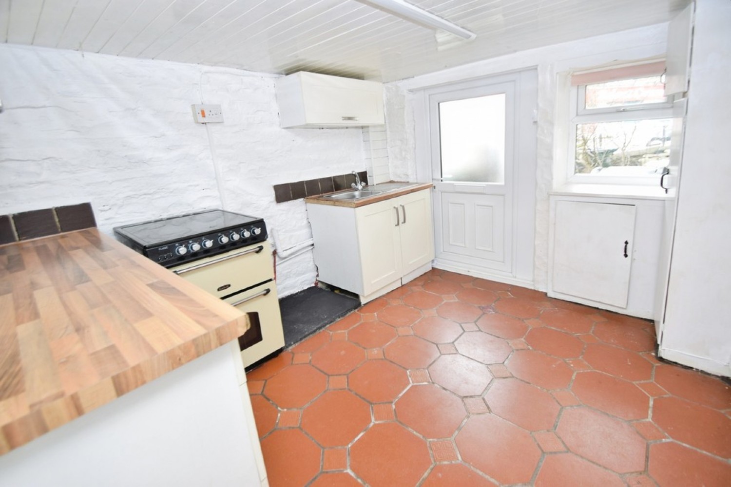 1 bedroom House for Letting Stone Road, Eccleshill