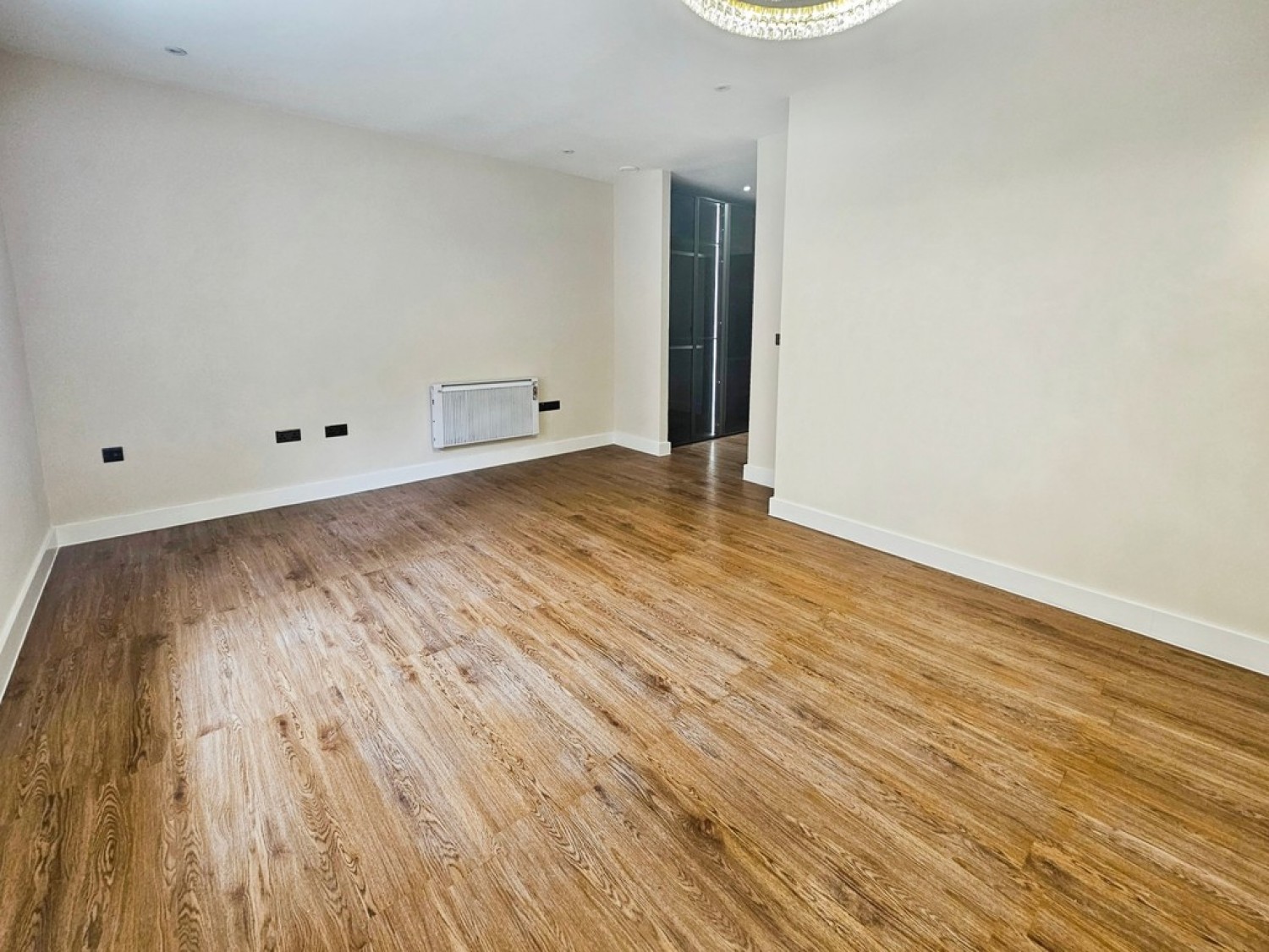 1 bedroom Flat for Letting Bingley House, The Halcyon, Crossflats