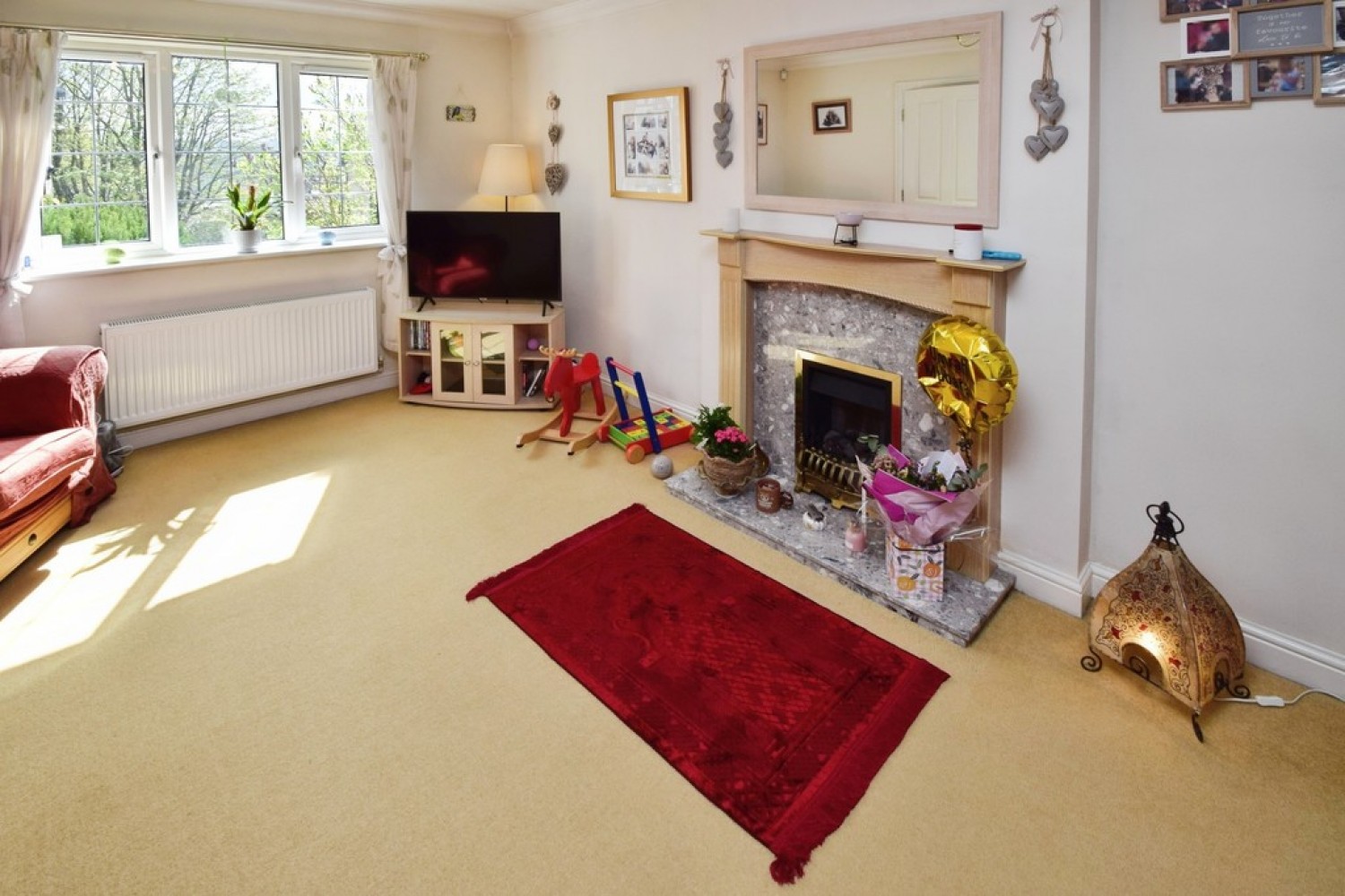 3 bedroom House for Sale Hazelhurst Brow, Bradford, West Yorkshire