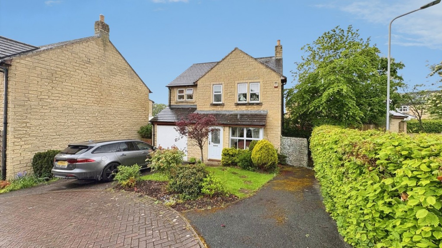4 bedroom House for Sale East Morton, Keighley, West Yorkshire
