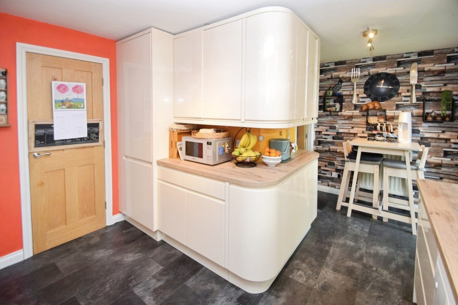 4 bedroom House for Sale East Morton, Keighley, West Yorkshire