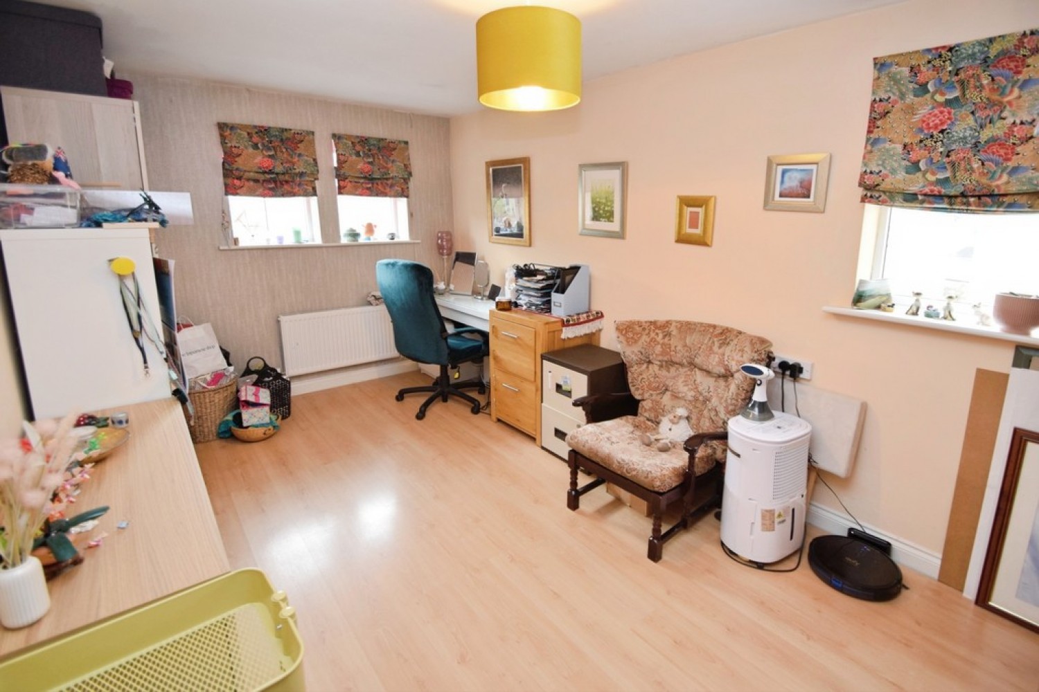 4 bedroom House for Sale East Morton, Keighley, West Yorkshire