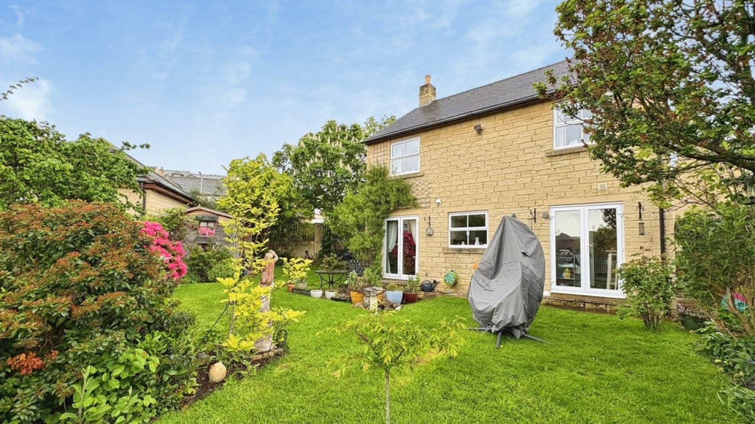 4 bedroom House for Sale East Morton, Keighley, West Yorkshire