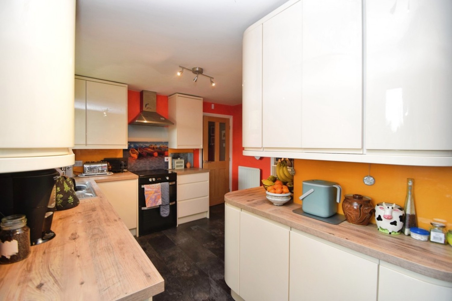 4 bedroom House for Sale East Morton, Keighley, West Yorkshire