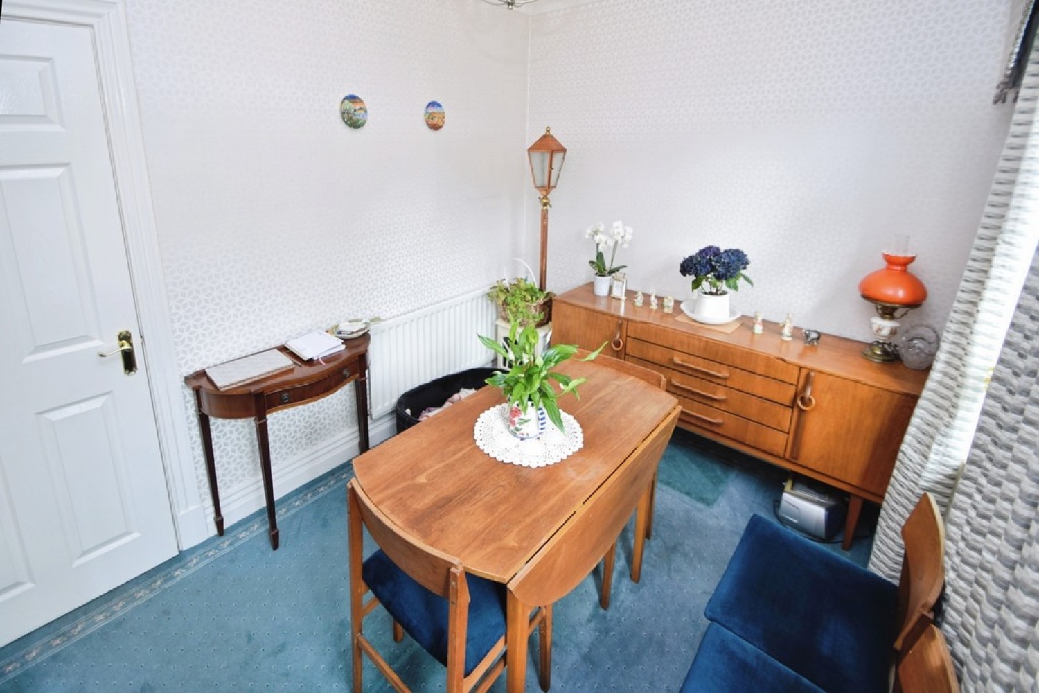 3 bedroom Bungalow for Sale Wilsden, Bradford, West Yorkshire