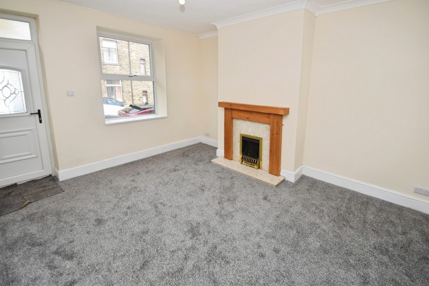 2 bedroom House for Sale Ingrow, Keighley, West Yorkshire