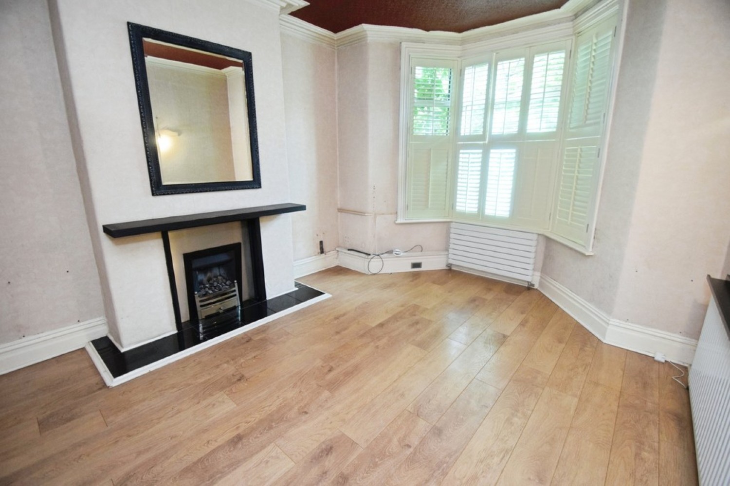 3 bedroom House for Sale Shipley, Bradford, West Yorkshire
