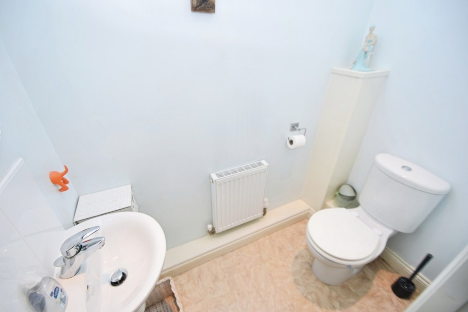 3 bedroom House for Sale Cottingley, Bradford, West Yorkshire