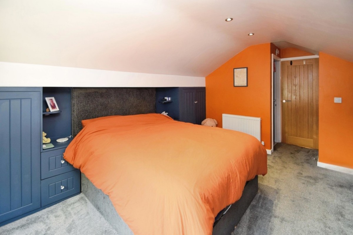 Riddlesden, Bradford, West Yorkshire