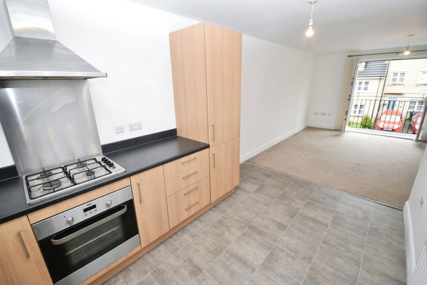 2 bedroom Flat for Sale Laisterdyke, Bradford, West Yorkshire