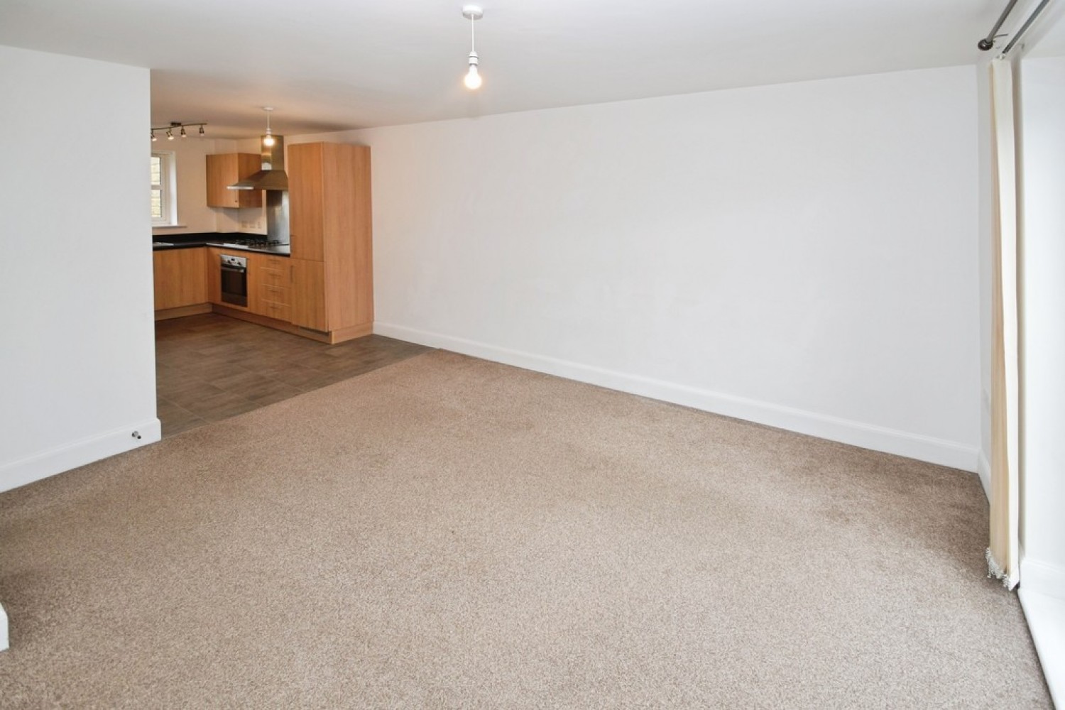 2 bedroom Flat for Sale Laisterdyke, Bradford, West Yorkshire