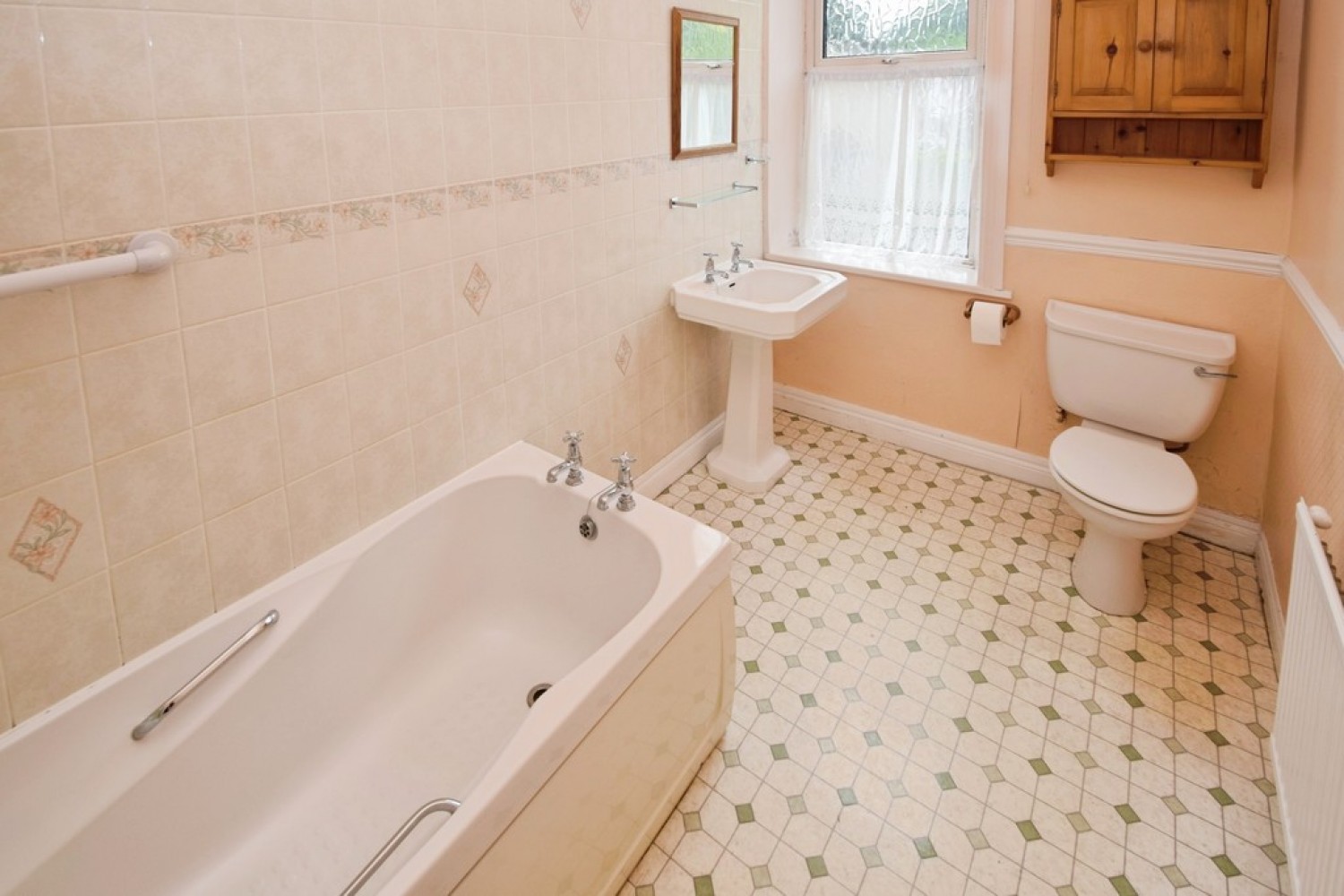 3 bedroom House for Sale Utley, Keighley, West Yorkshire