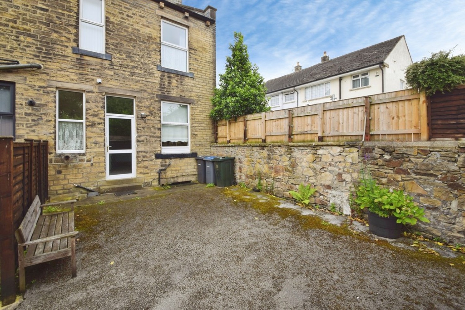 3 bedroom House for Sale Utley, Keighley, West Yorkshire