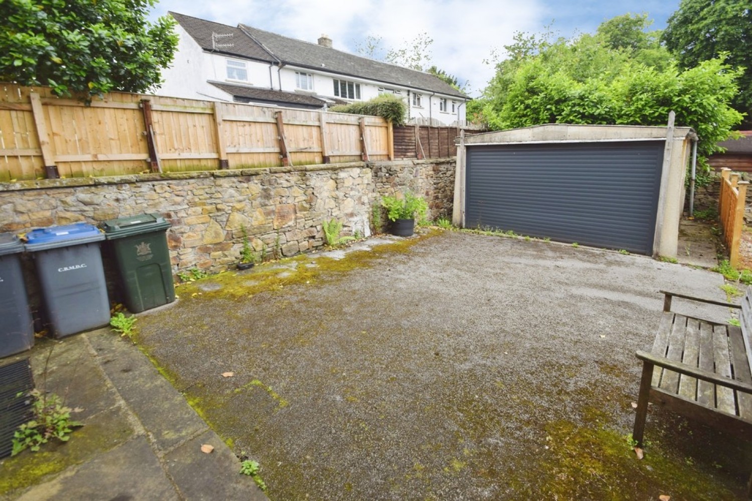 3 bedroom House for Sale Utley, Keighley, West Yorkshire