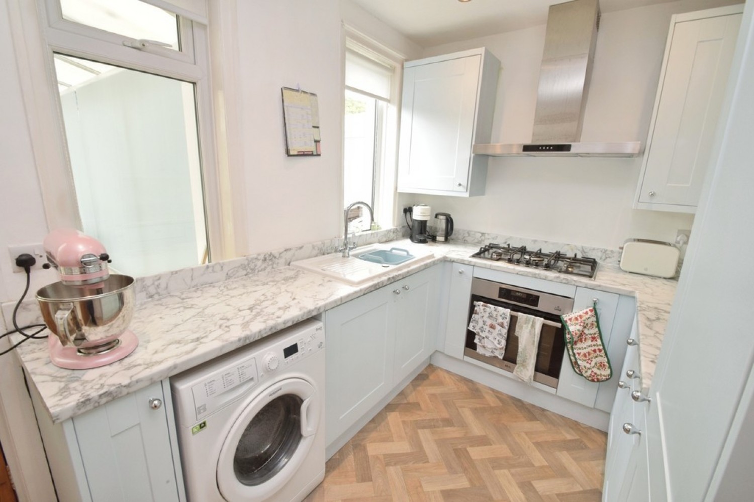 2 bedroom House for Sale Gilstead, Bradford, West Yorkshire