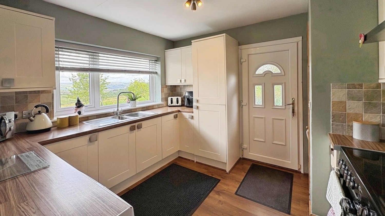 3 bedroom House for Sale Crossroads, Keighley, West Yorkshire