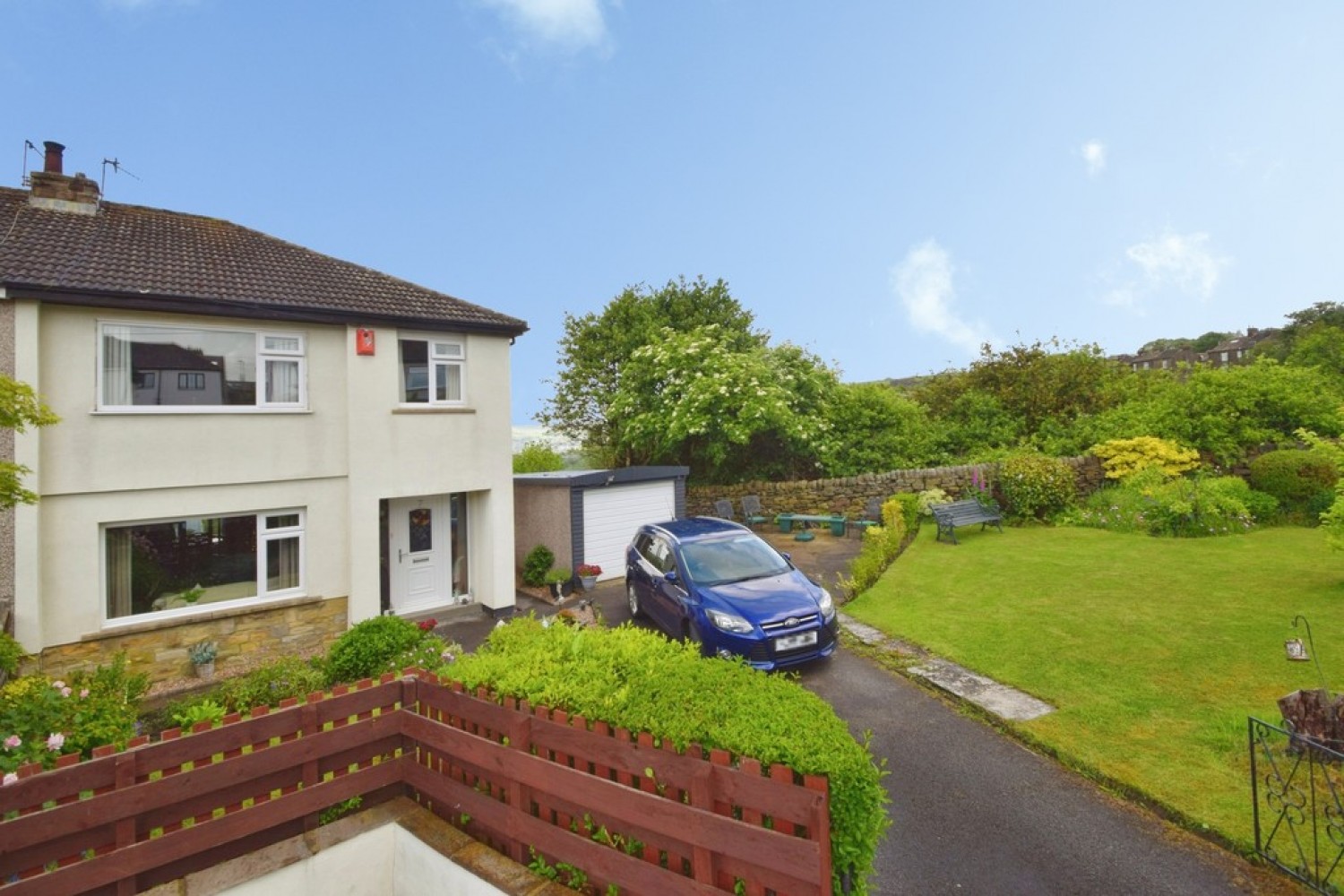 3 bedroom House for Sale Crossroads, Keighley, West Yorkshire