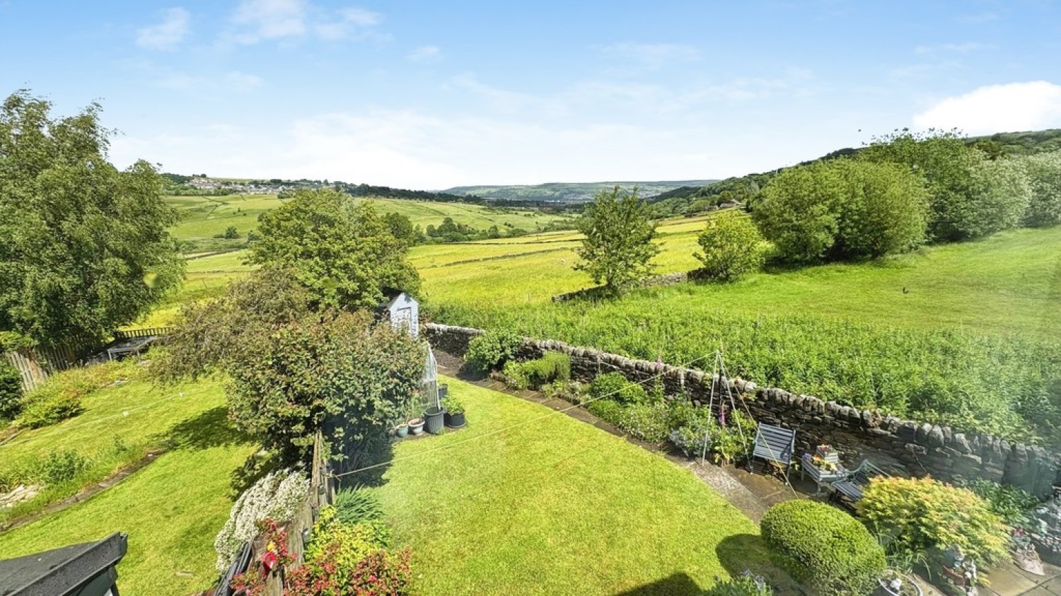 3 bedroom House for Sale Crossroads, Keighley, West Yorkshire
