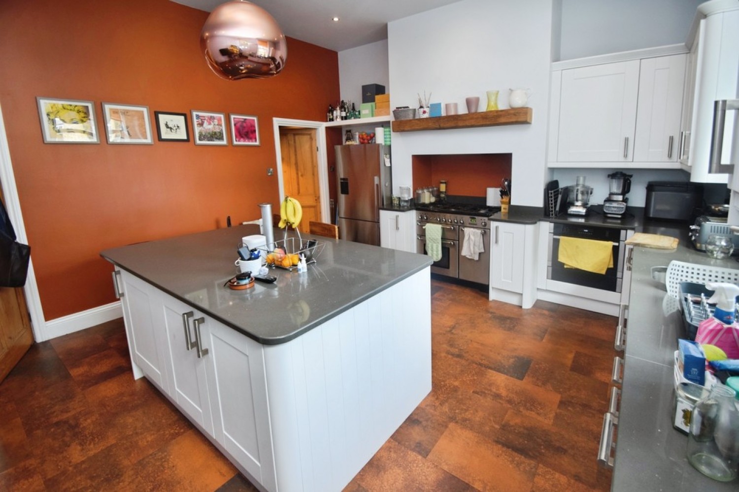 4 bedroom House for Sale Saltaire, Bradford, West Yorkshire