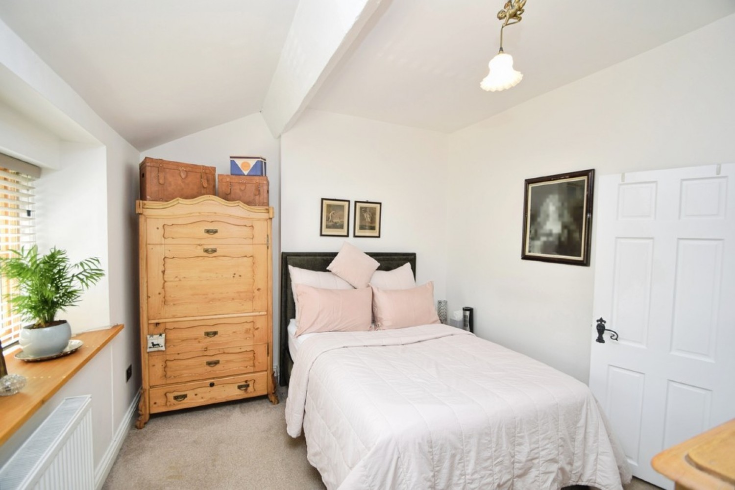 2 bedroom House for Sale Oakworth, Keighley, West Yorkshire