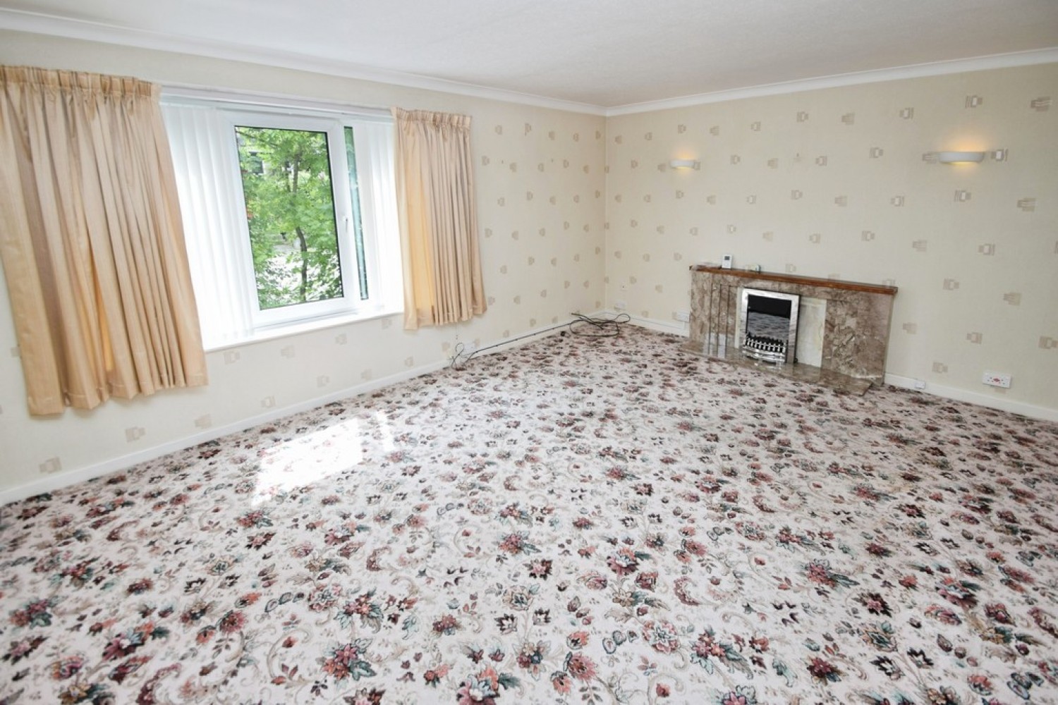 2 bedroom Flat for Sale Keighley, West Yorkshire