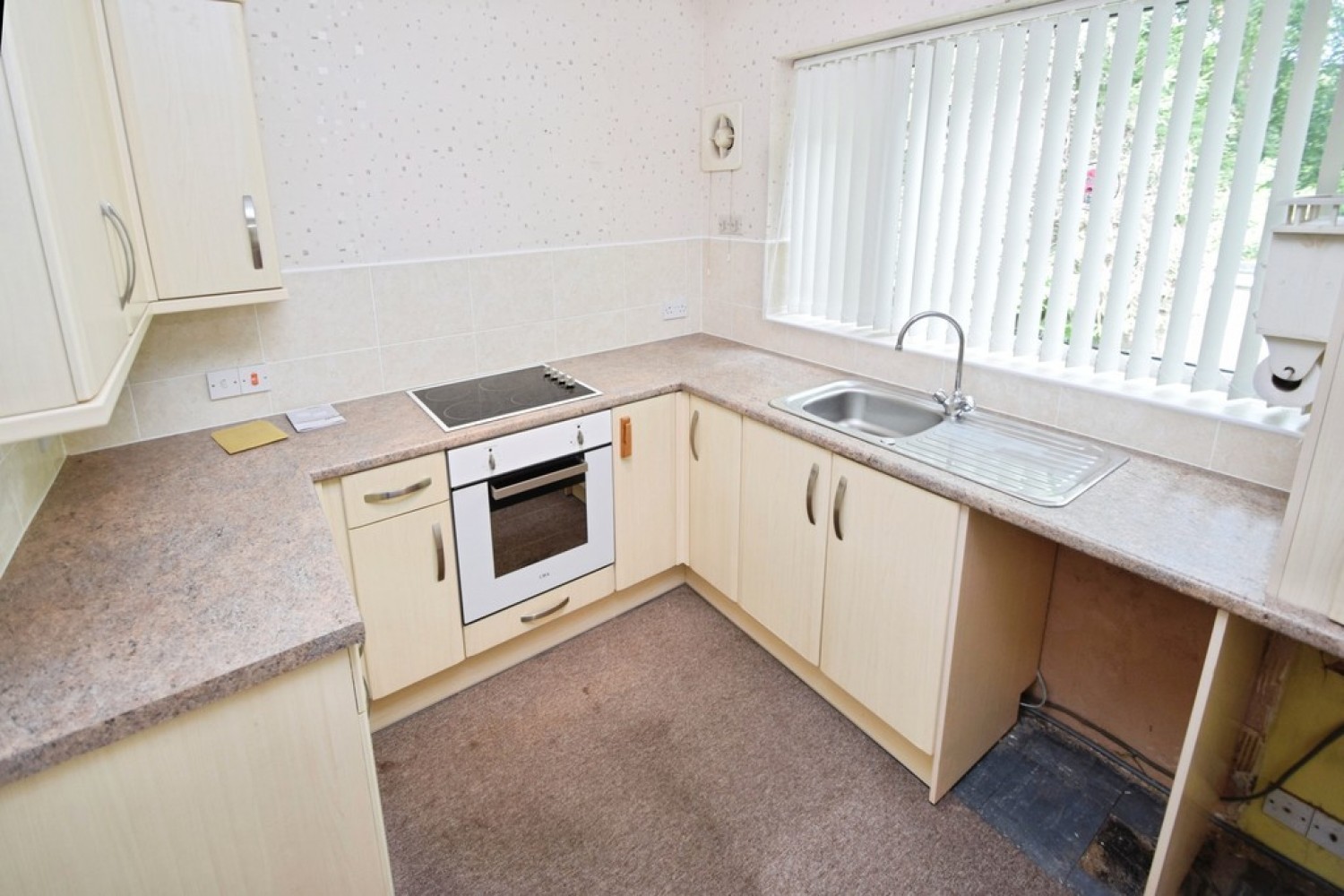 2 bedroom Flat for Sale Keighley, West Yorkshire