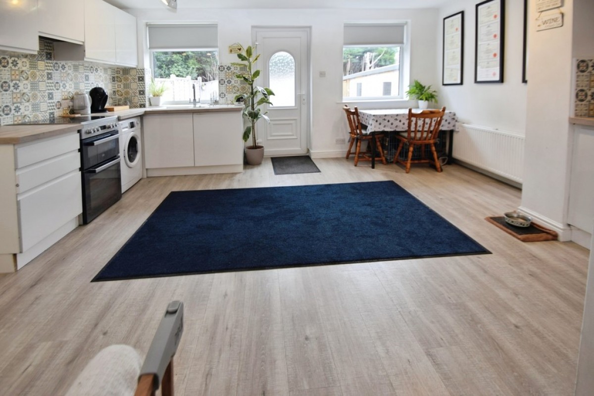 Rylands Avenue, Gilstead