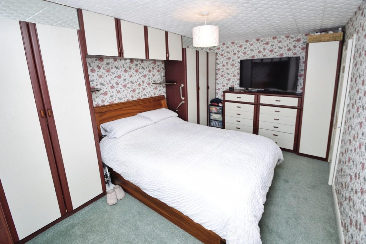 3 bedroom House for Sale Stockbridge, Keighley, West Yorkshire