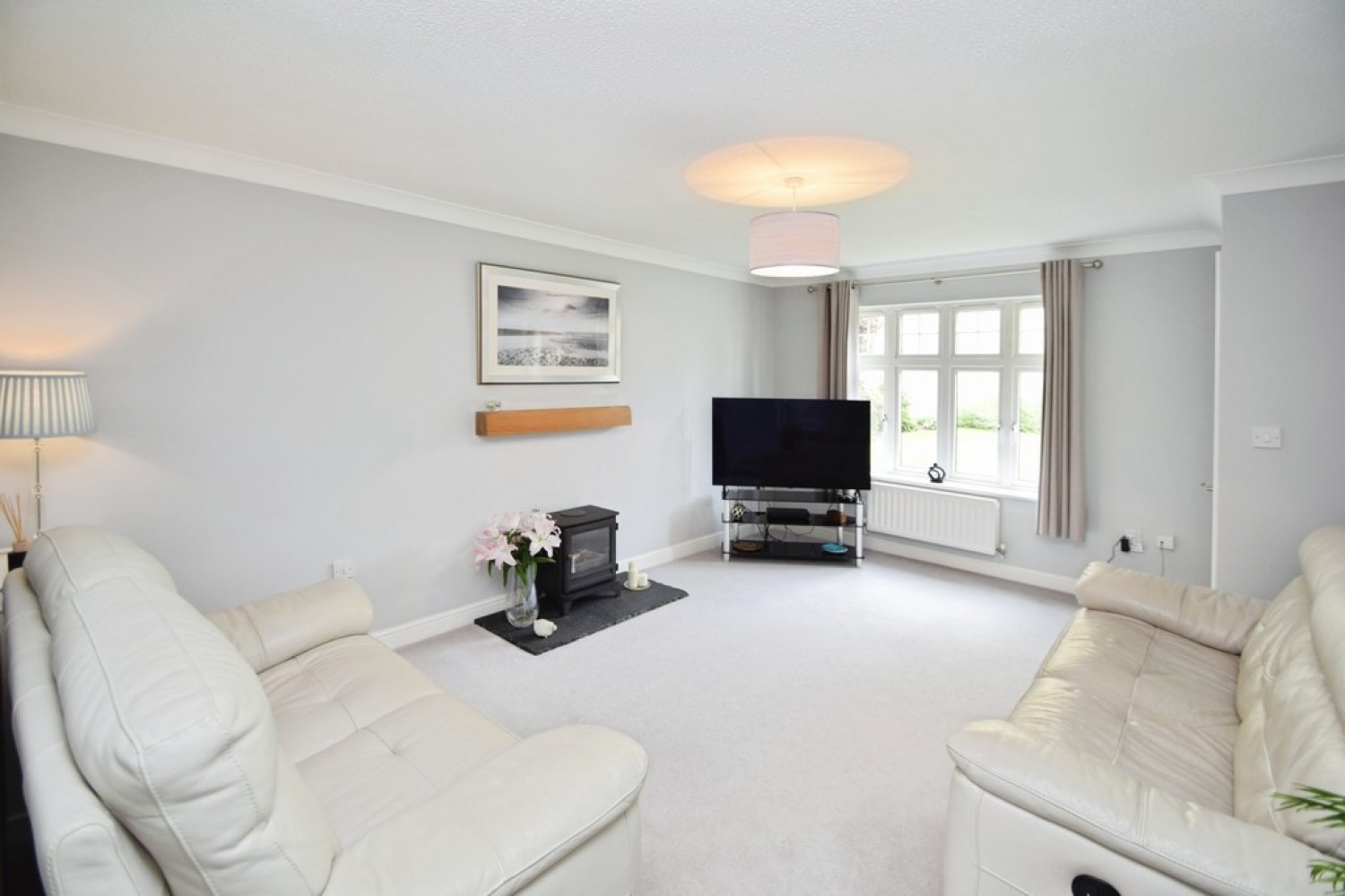 3 bedroom House for Sale East Morton, Keighley, West Yorkshire