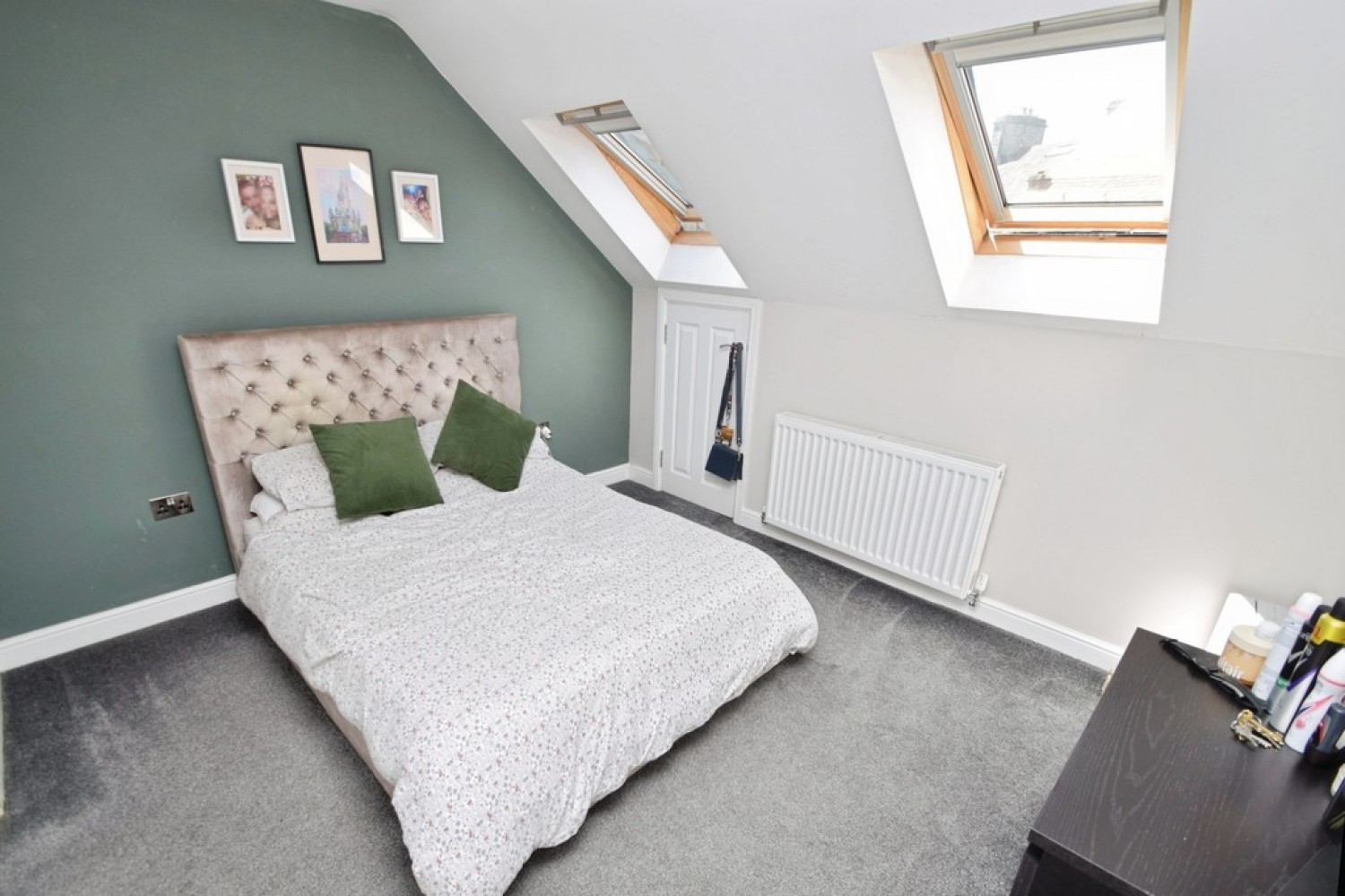 4 bedroom House for Sale Silsden, Keighley, West Yorkshire