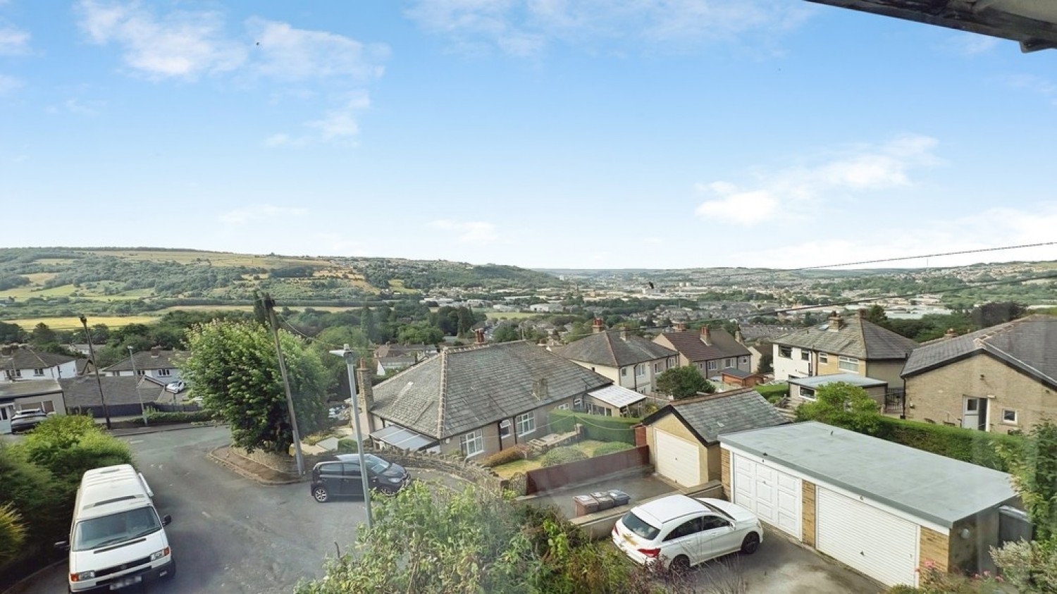 4 bedroom House for Sale Riddlesden, Keighley, West Yorkshire