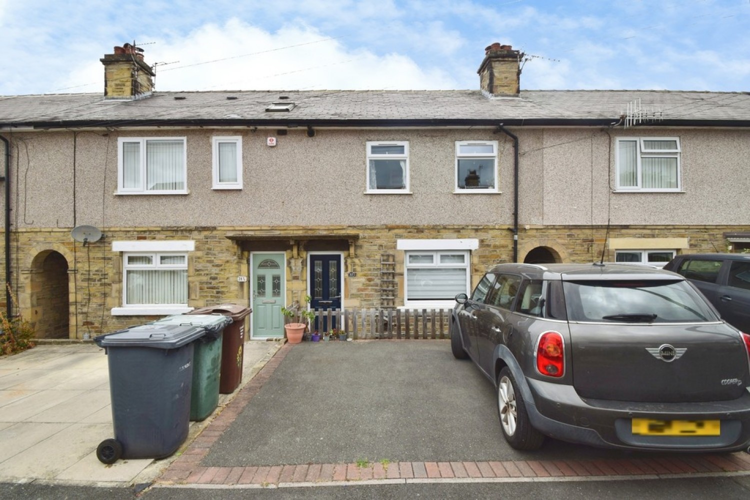 3 bedroom House for Sale Saltaire, Bradford, West Yorkshire