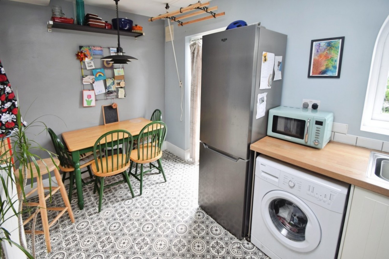 3 bedroom House for Sale Saltaire, Bradford, West Yorkshire
