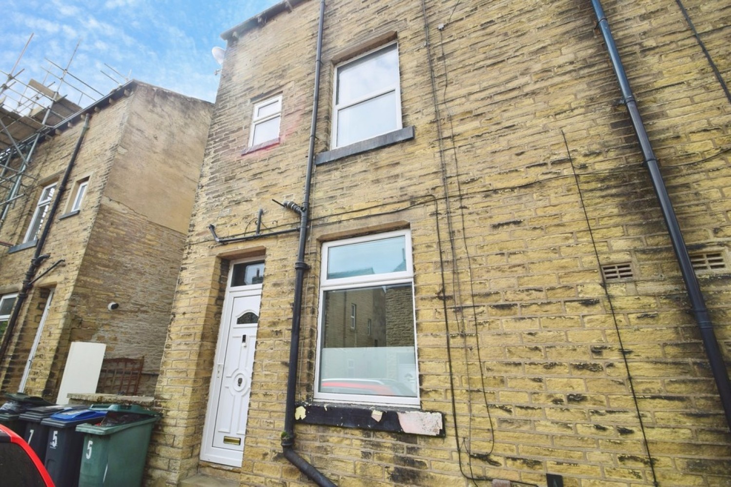 2 bedroom House for Sale Beechcliffe, Keighley, West Yorkshire