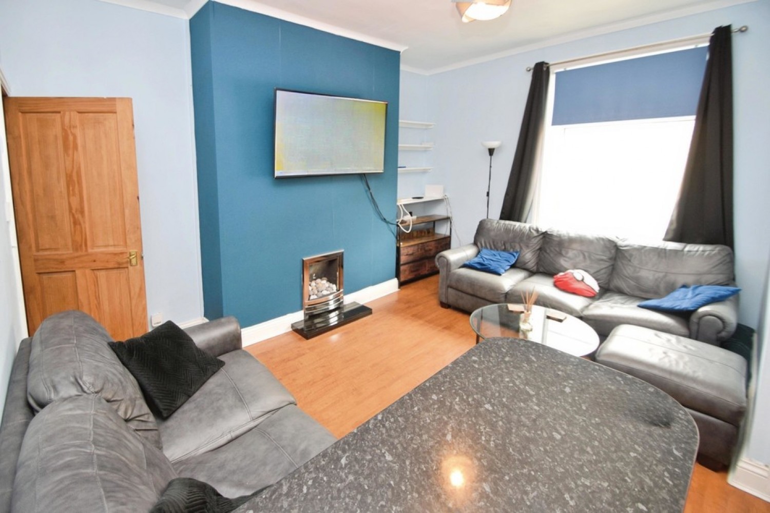 2 bedroom House for Sale Beechcliffe, Keighley, West Yorkshire
