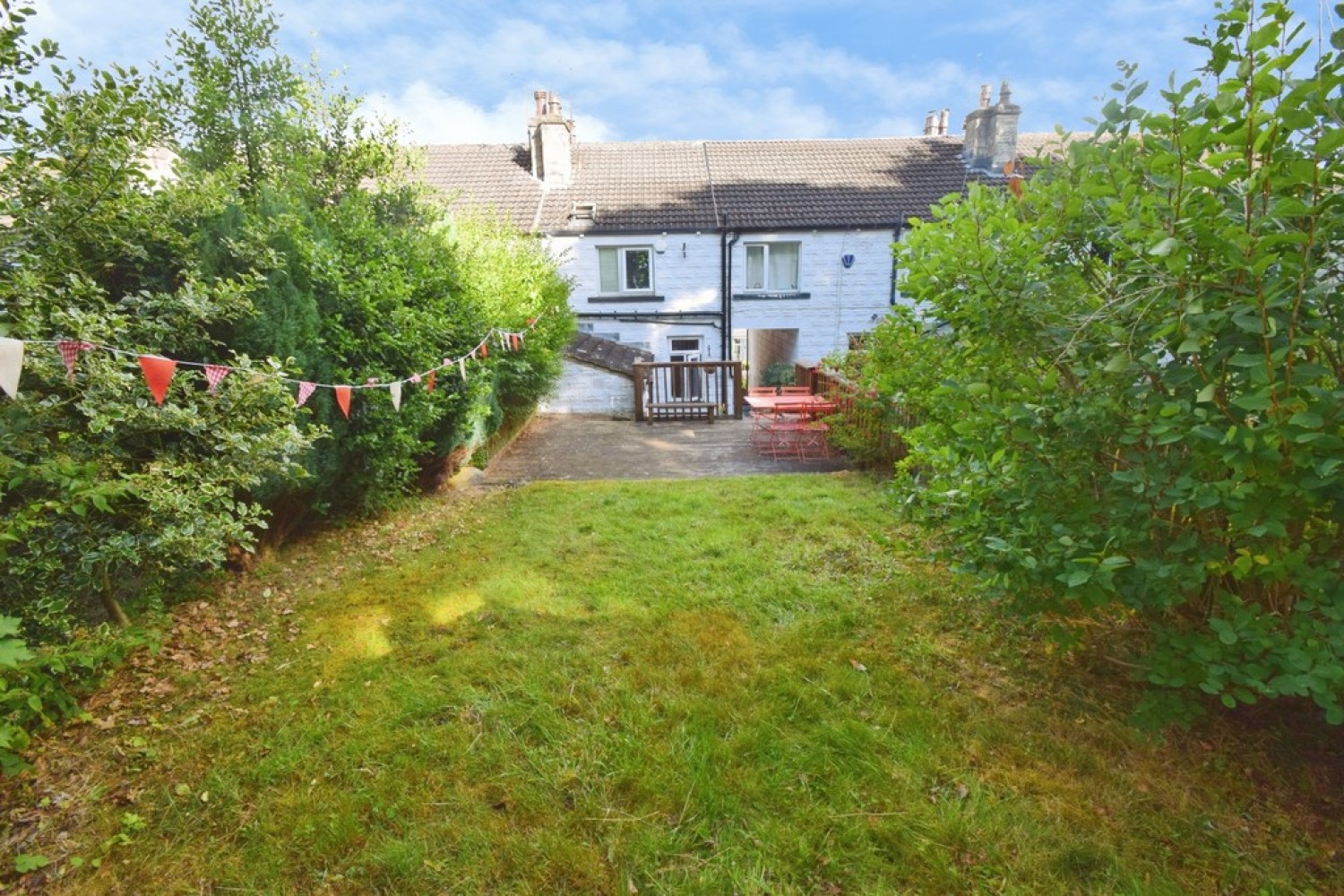 3 bedroom House for Sale Saltaire, Bradford, West Yorkshire