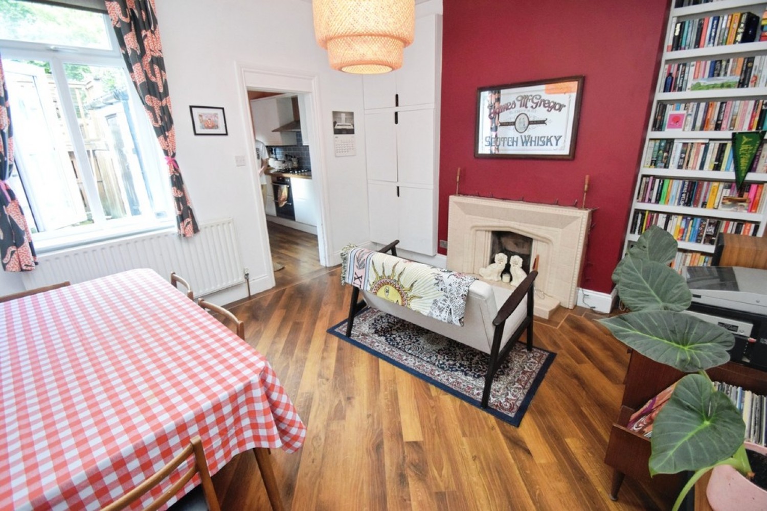 3 bedroom House for Sale Saltaire, Bradford, West Yorkshire