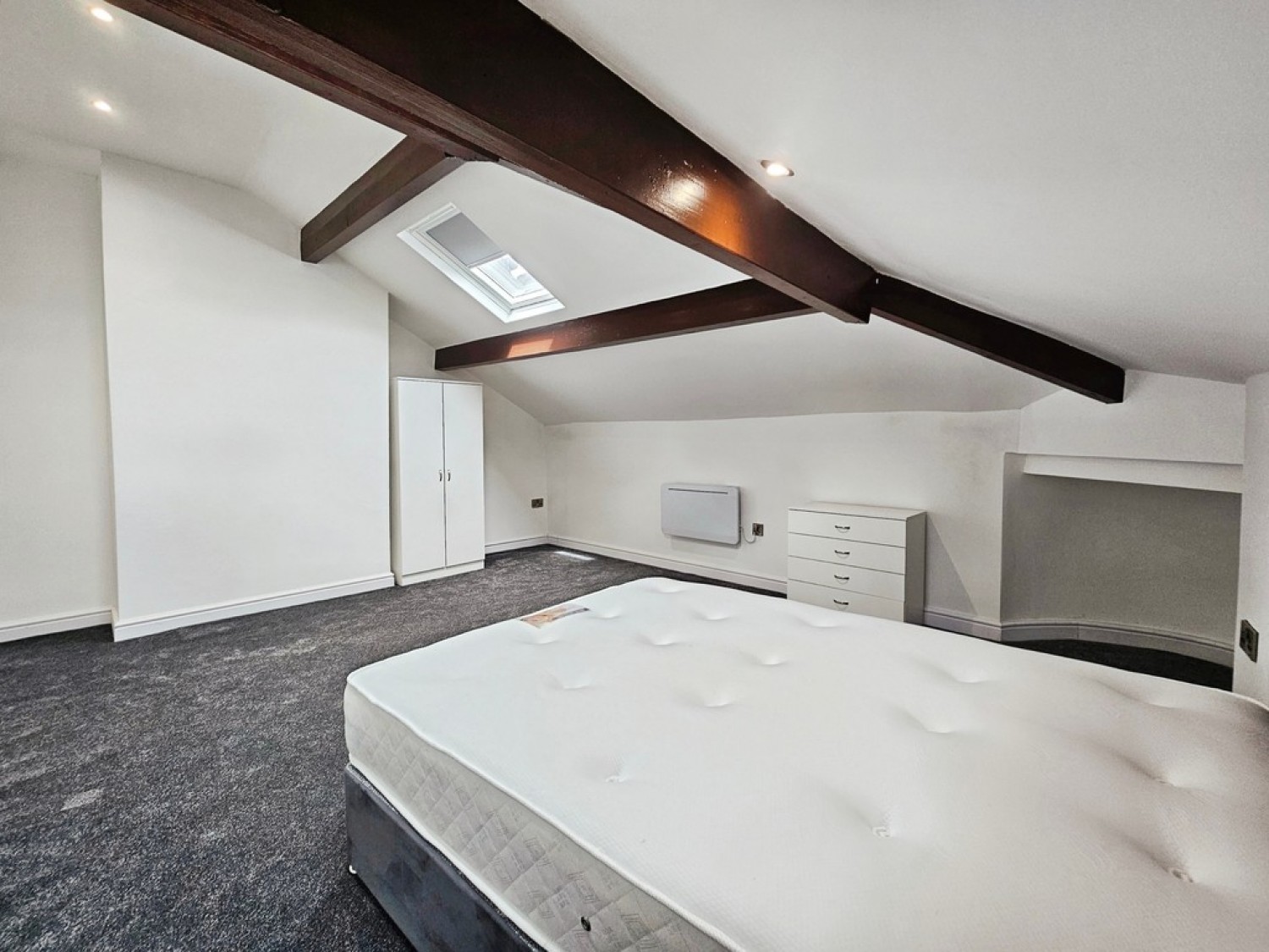 2 bedroom Flat for Letting Saltaire Road, Shipley, West Yorkshire