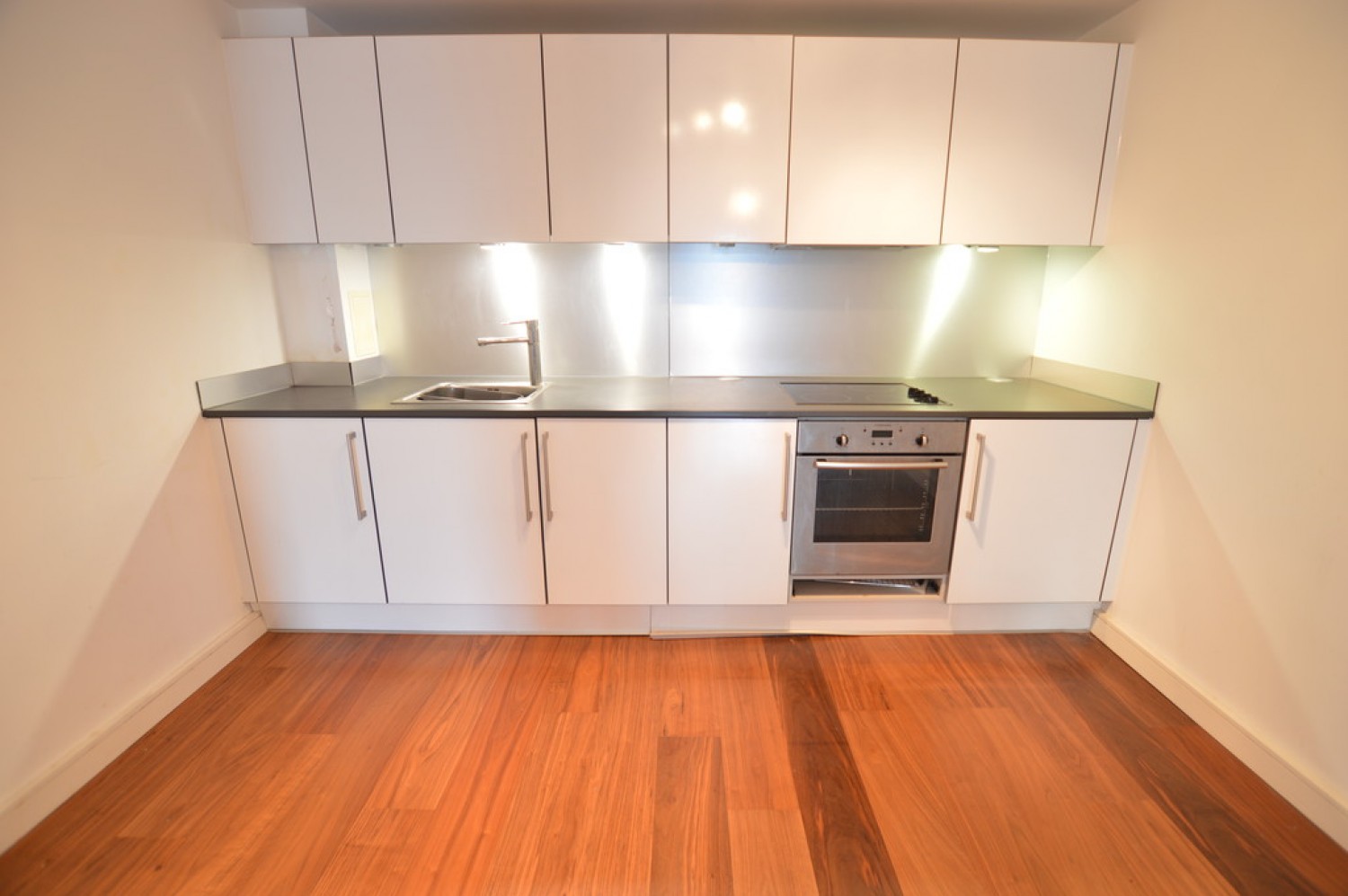 1 bedroom Flat for Letting Flat Mosaic, High Street